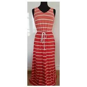 Tommy Hilfiger Womens Maxi in Size Small